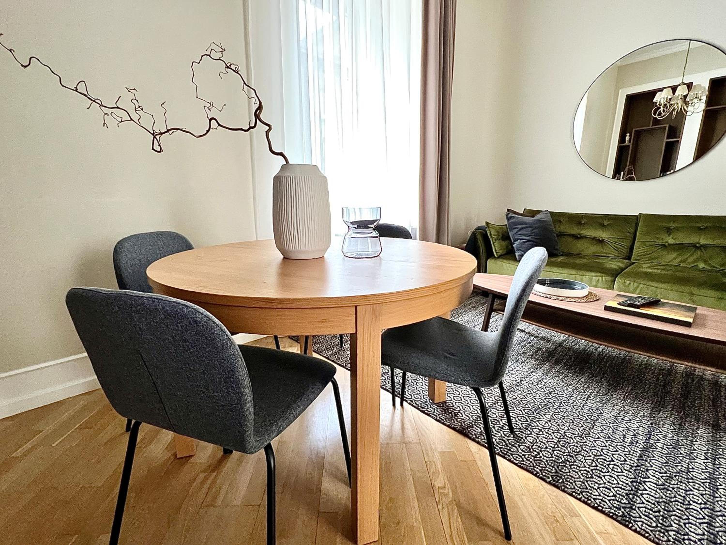 Vilnius Apartments & Suites - Town Hall