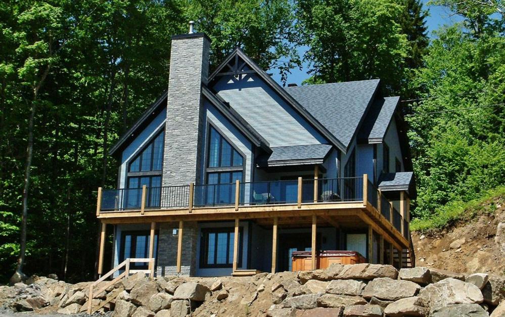 Chalet 19 Chemin Blanc by Les Chalets Alpins