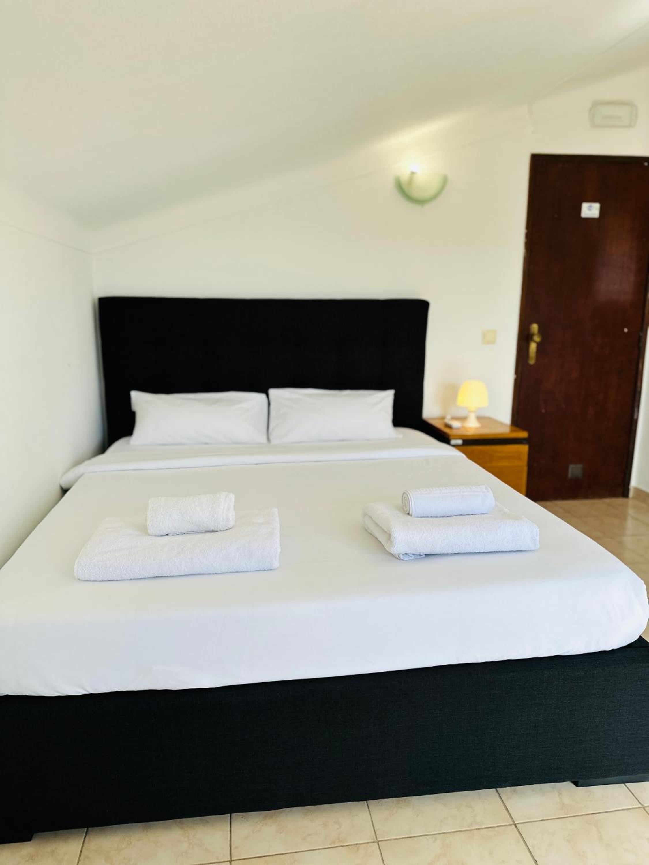 Portimao Central Holiday Guesthouse view 4