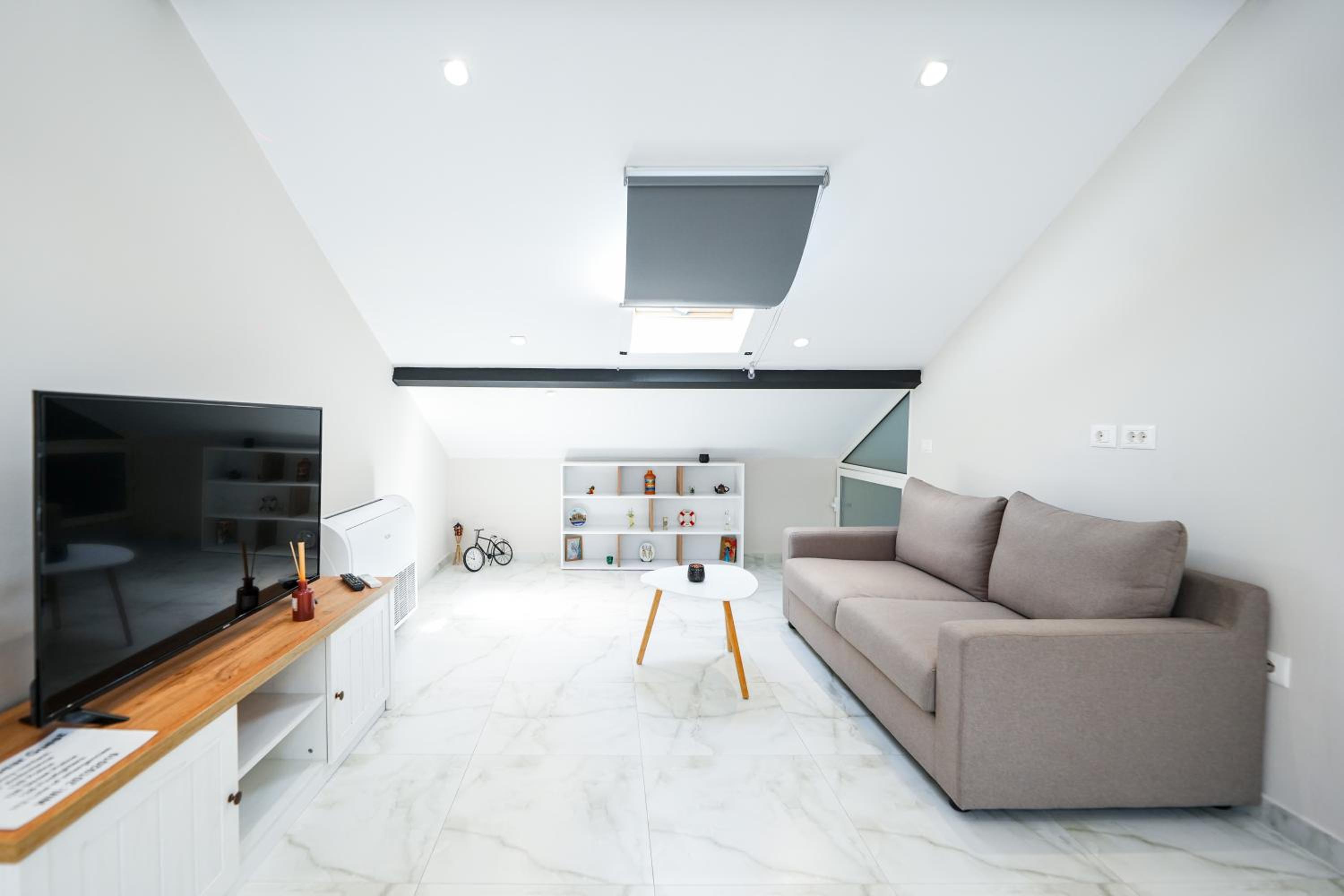 City Center Hideout - Studio Apartment