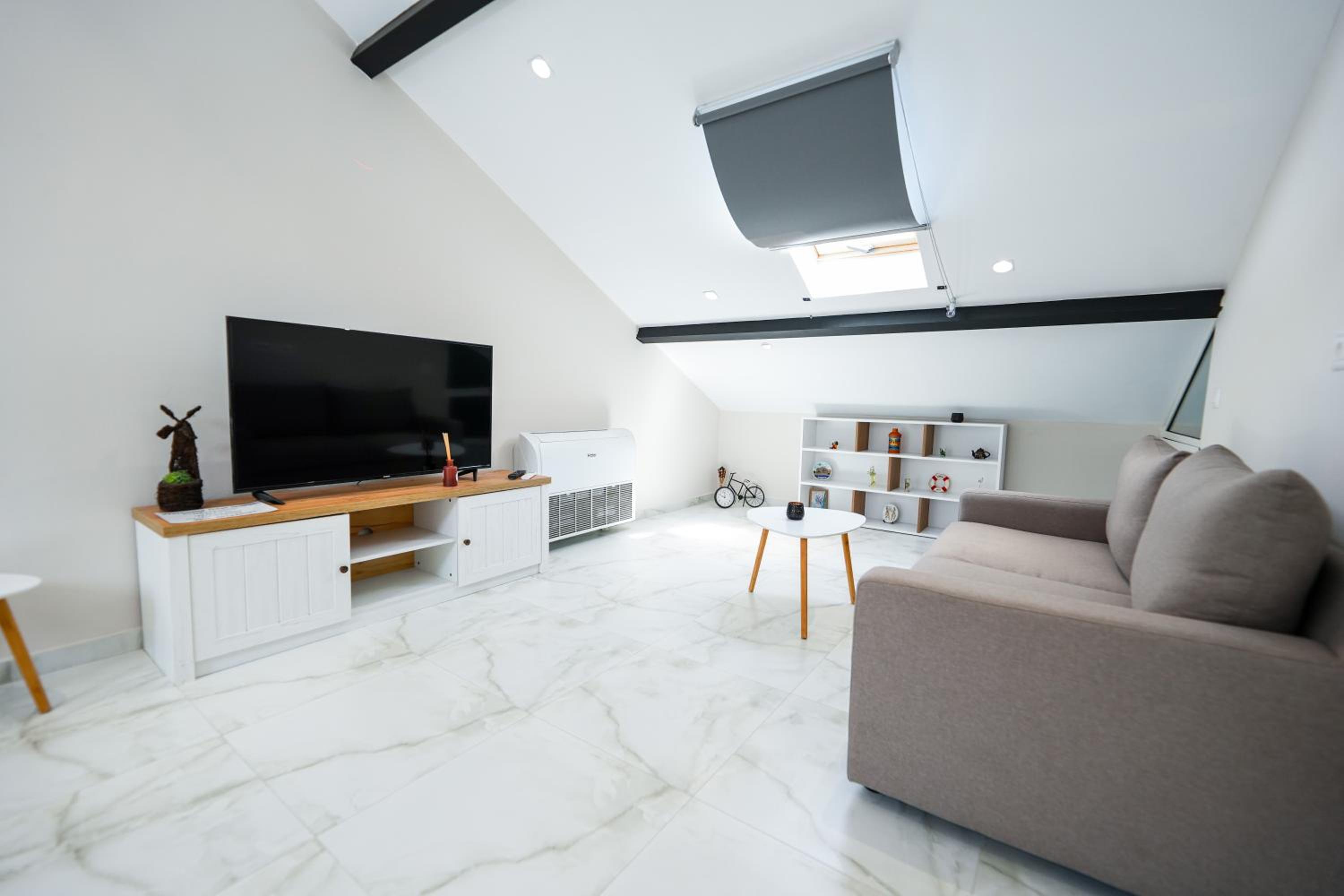 City Center Hideout - Studio Apartment