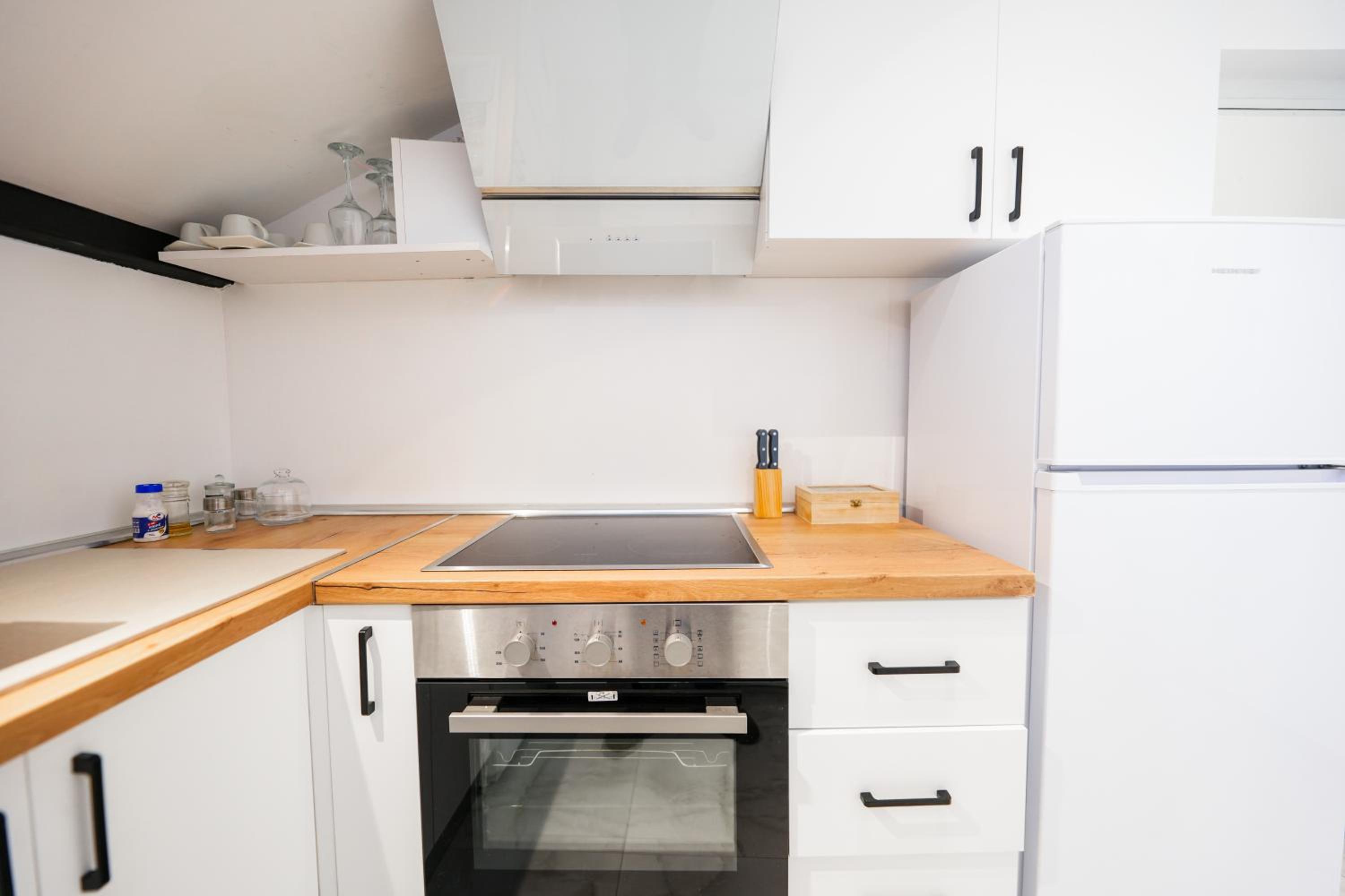 City Center Hideout - Studio Apartment