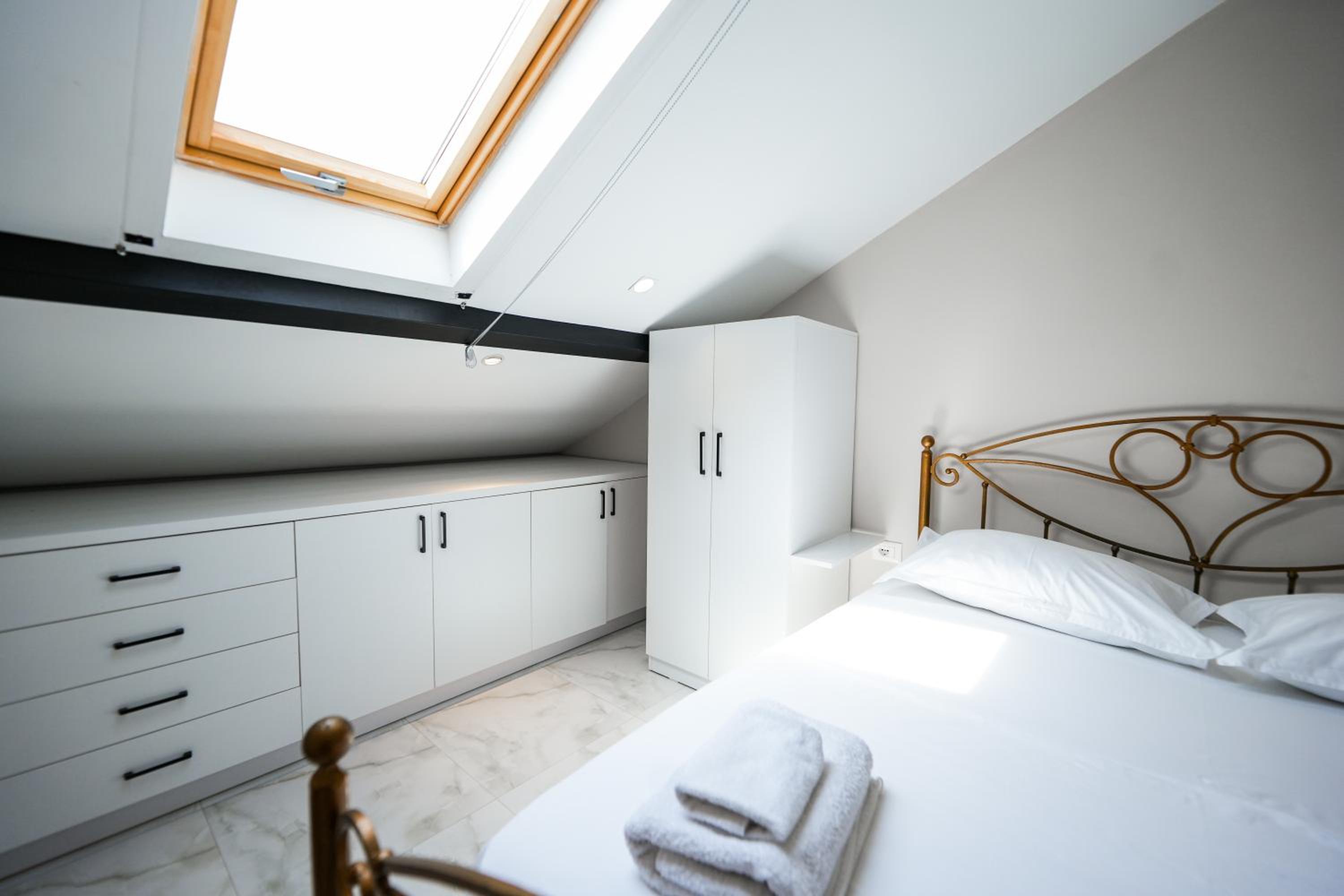 City Center Hideout - Studio Apartment