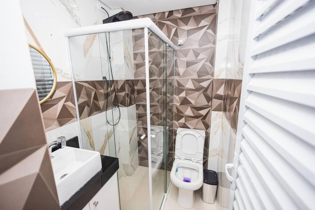 Apartamento pe na areia nas pitangueiras