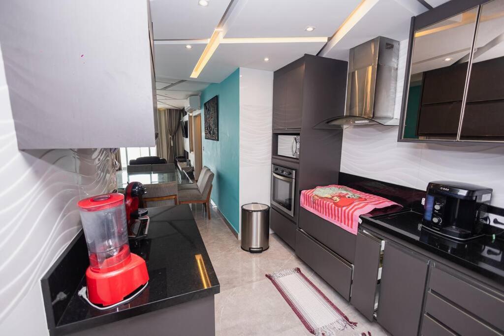 Apartamento pe na areia nas pitangueiras
