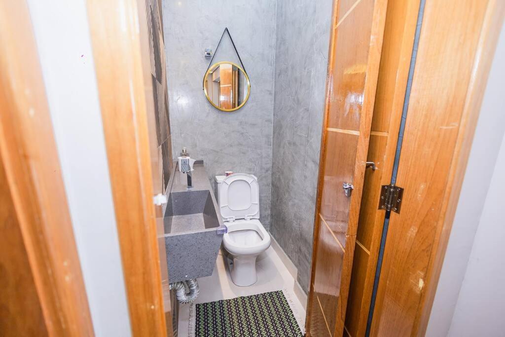 Apartamento pe na areia nas pitangueiras