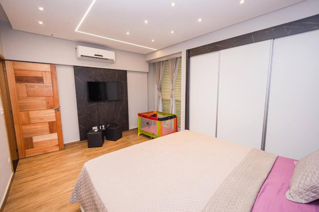 Apartamento pe na areia nas pitangueiras