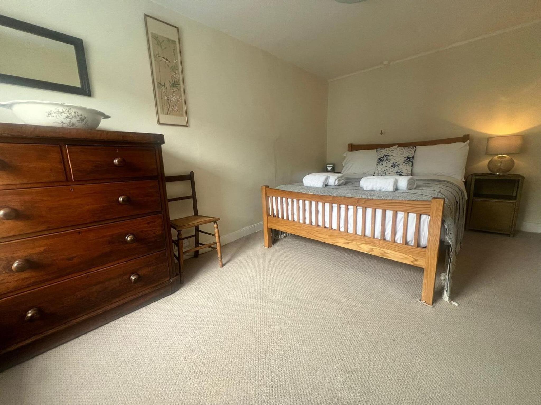 Nant Meigan, Georgian Townhouse in centre of Aberaeron, dog friendly view 4