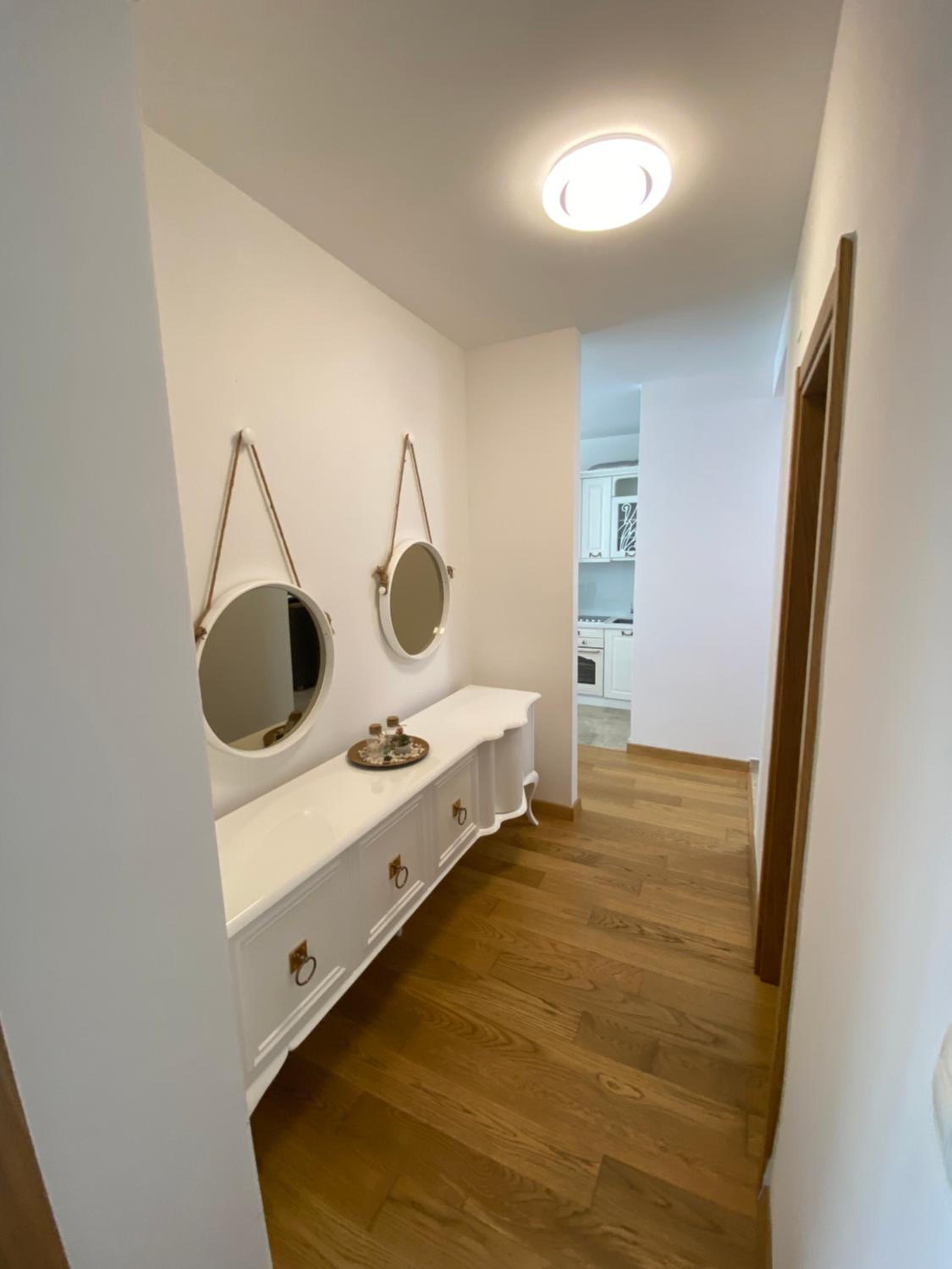 Lux Apartment Meecoon Rafailovići view 5