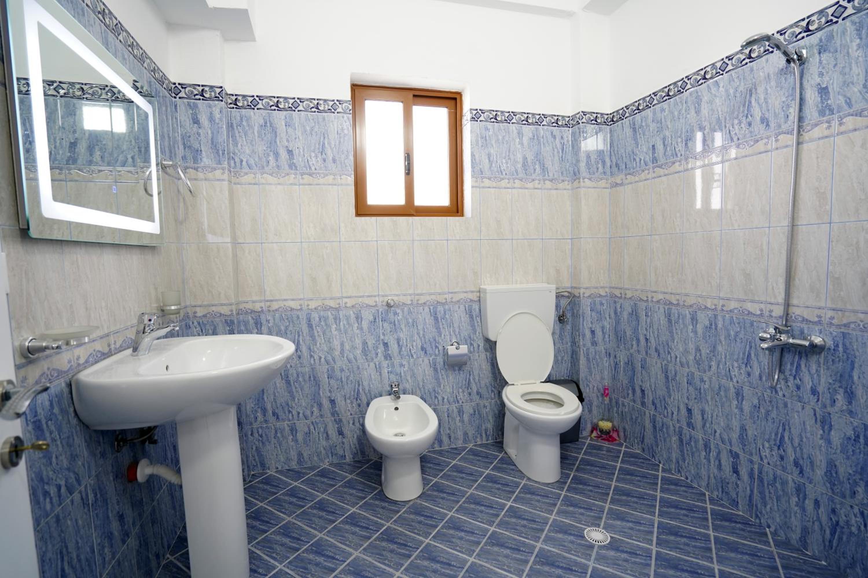 Vila Cela Rental Apartment