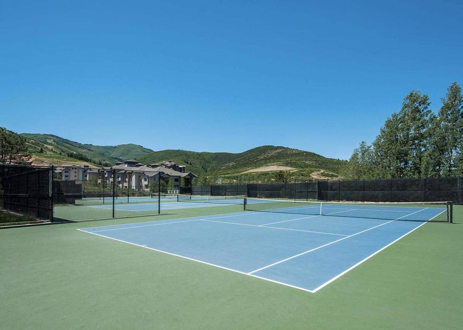 Canyons Mtn Retreat - Clubhouse w Heated Pools & Hot Tubs Ski, Bike, Hike, & Dining! view 5