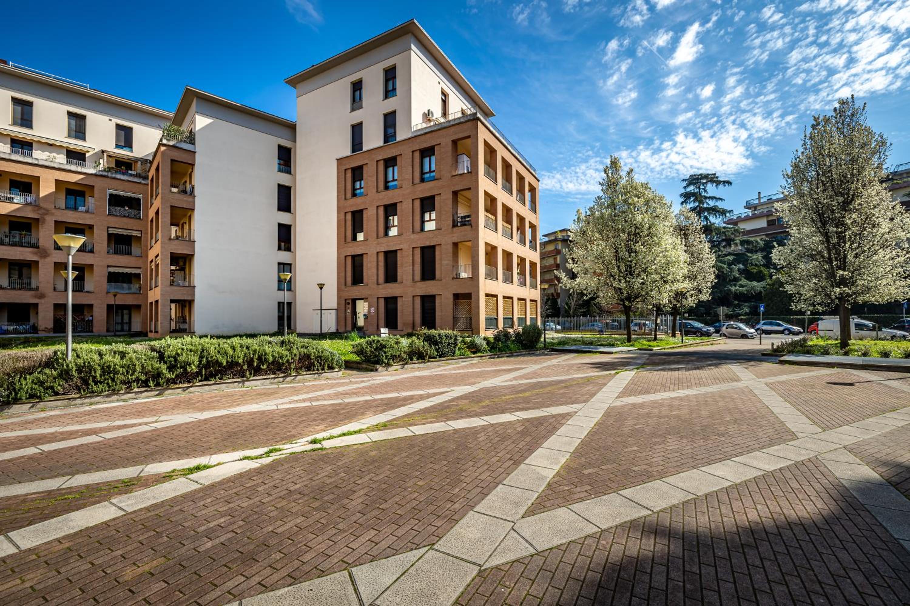 YiD quiet apartment with parking