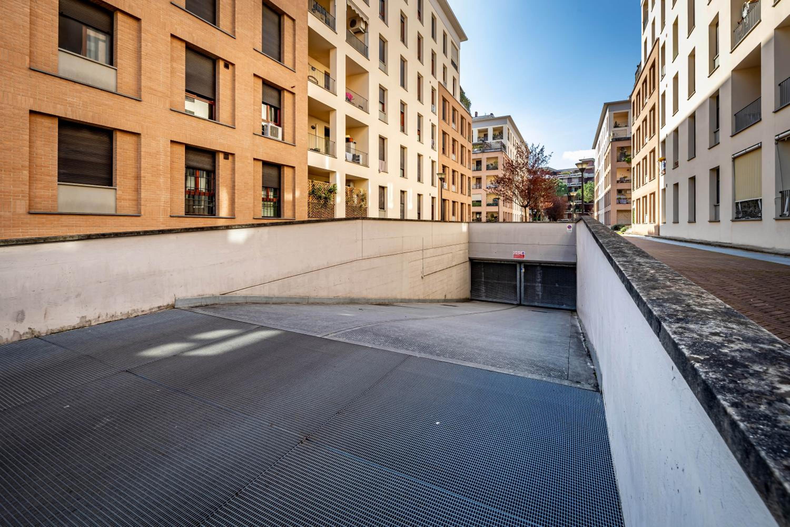 YiD quiet apartment with parking