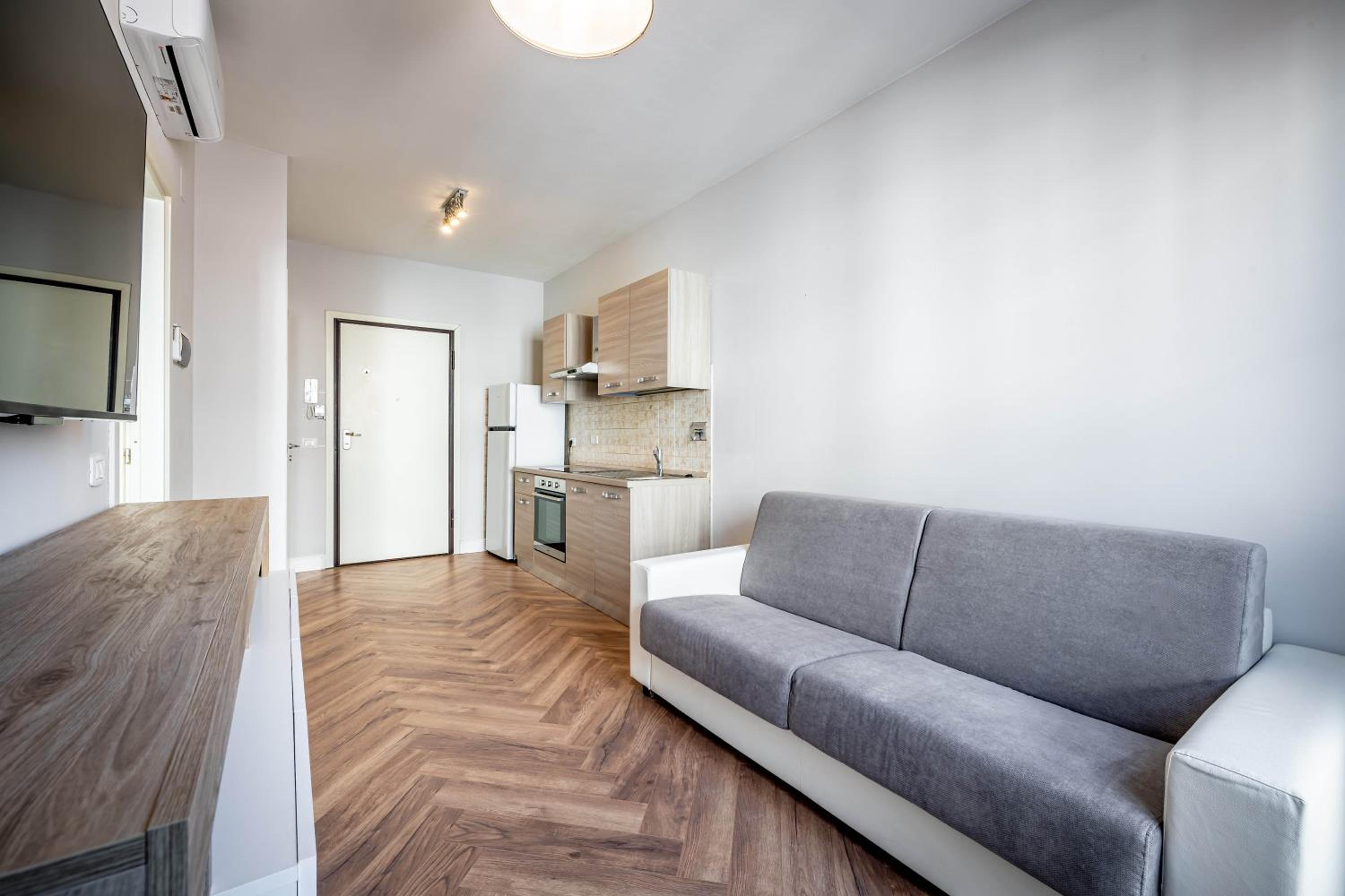 YiD quiet apartment with parking