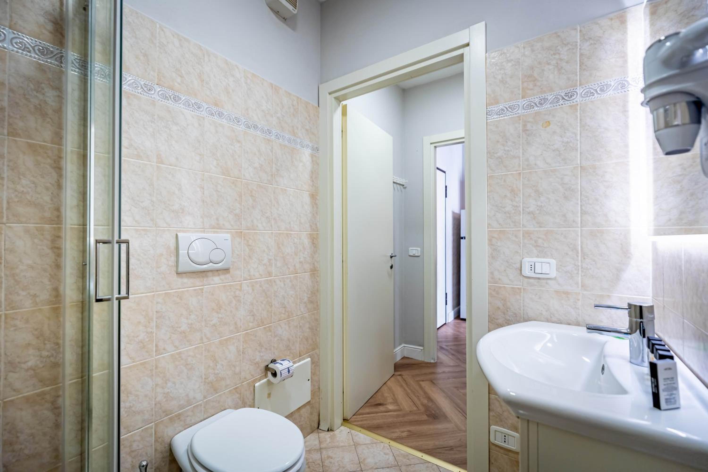 YiD quiet apartment with parking