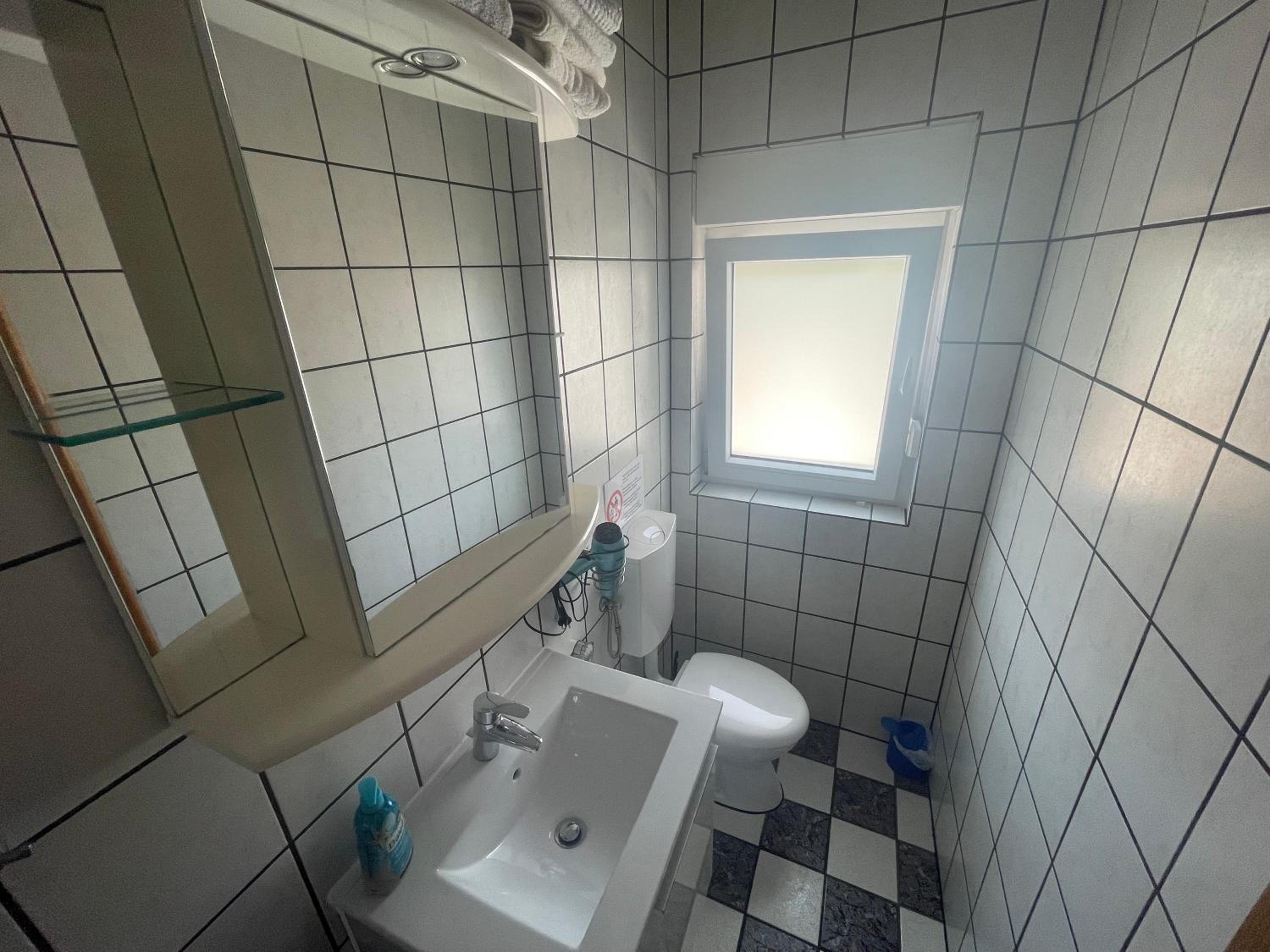Photo 29