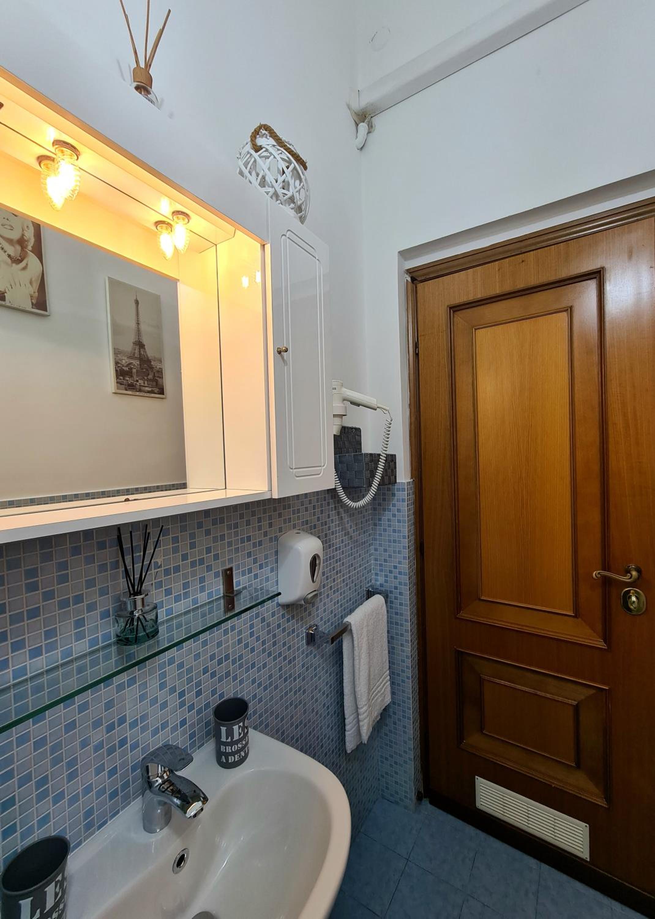Rooms And Comfort
