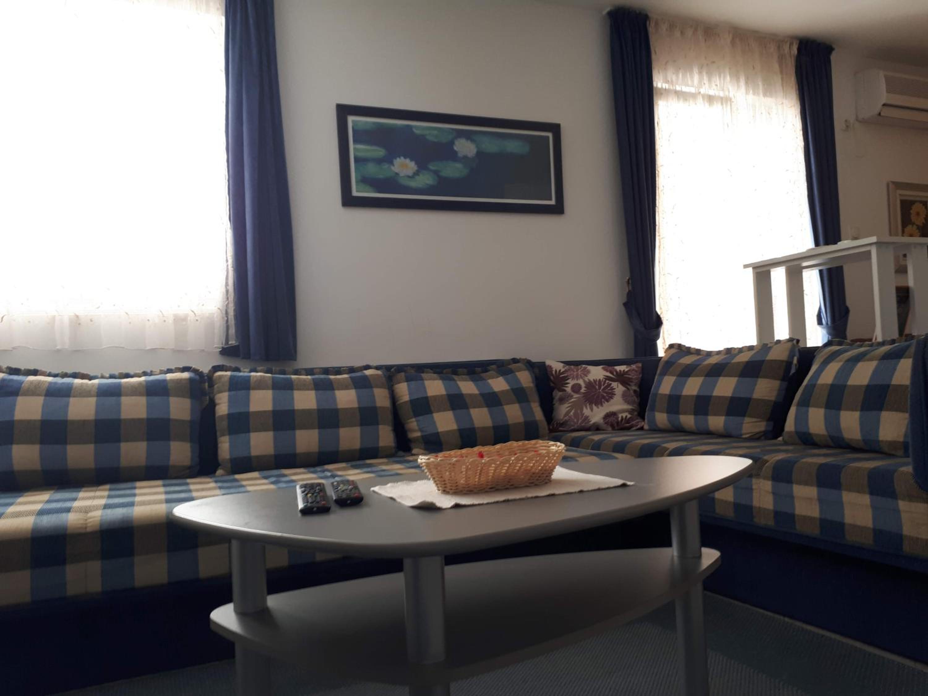 Blue Studio