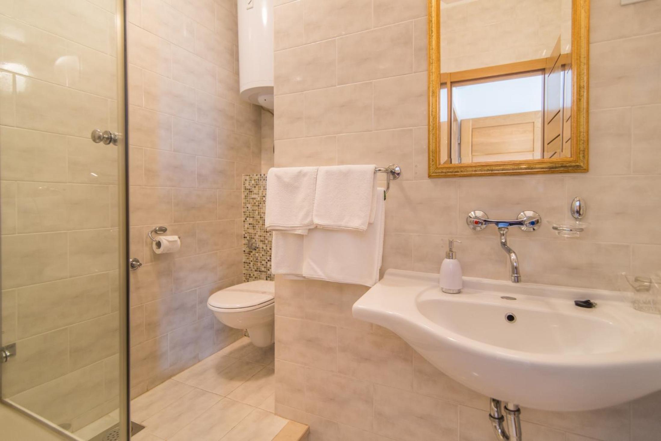 Luxury beachfront Villa Casa Mare with heated pool near Supetar - Brač view 3