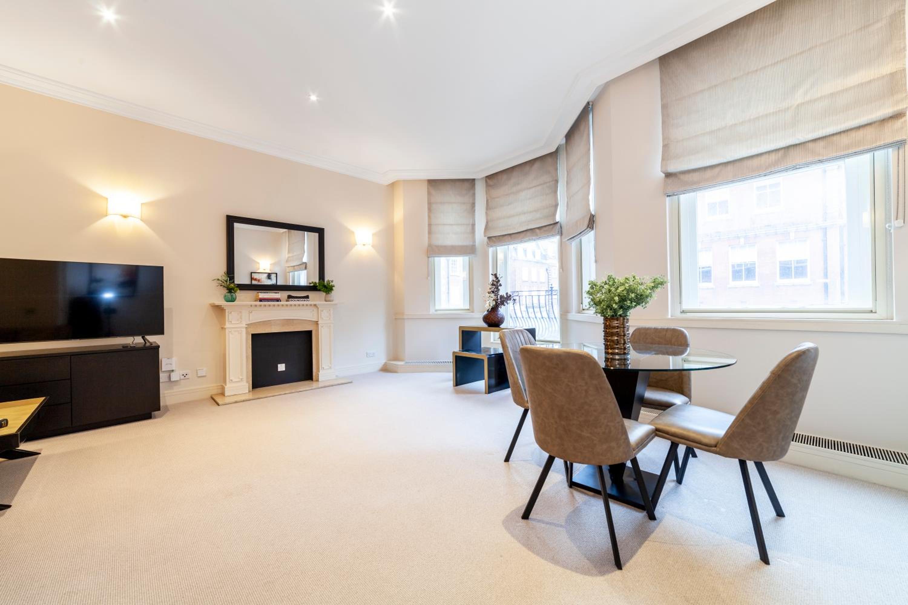Elegant 1BR flat in Prime Mayfair I Smarthost