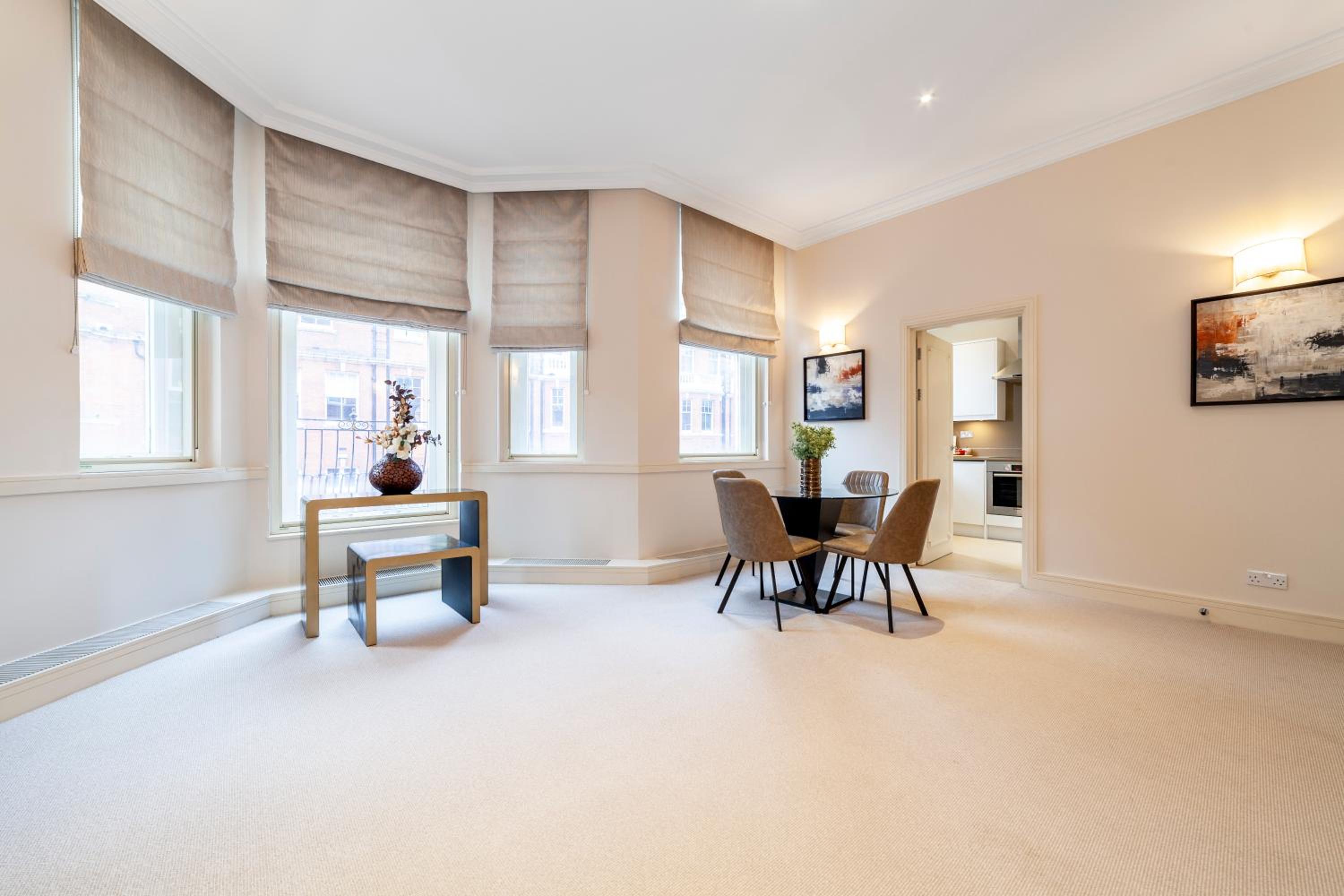 Elegant 1BR flat in Prime Mayfair I Smarthost