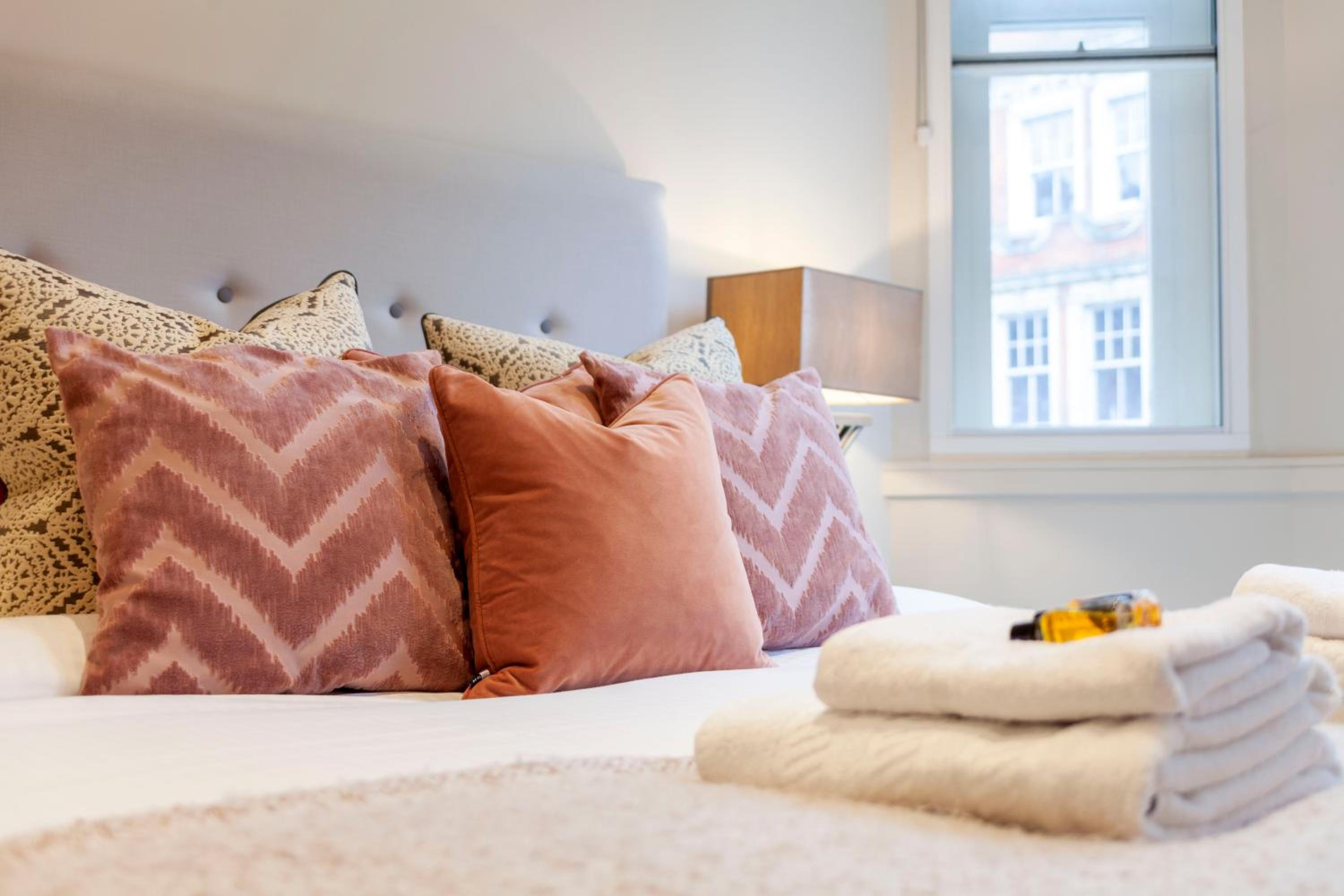 Elegant 1BR flat in Prime Mayfair I Smarthost