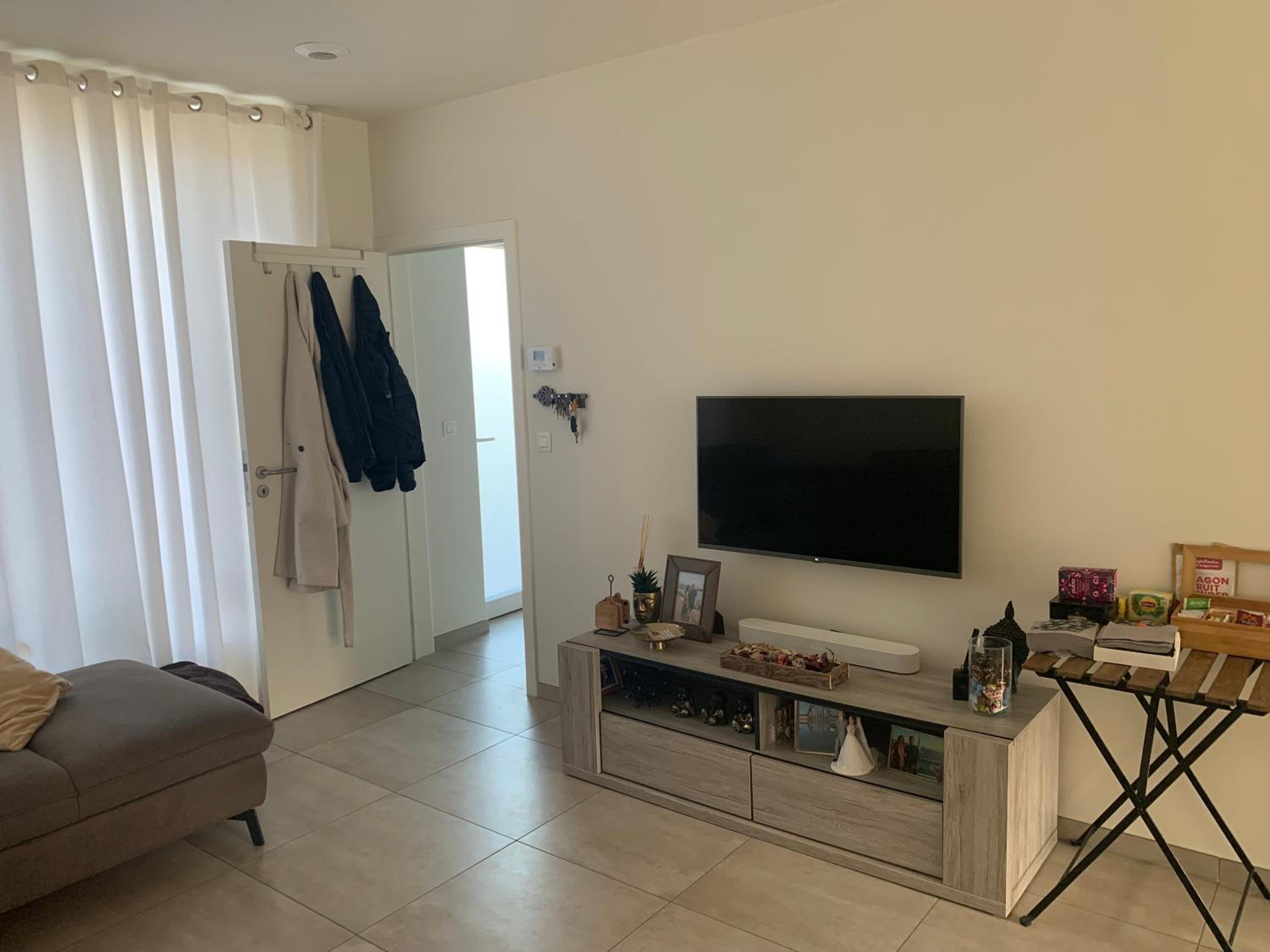 Private Room in Shared House