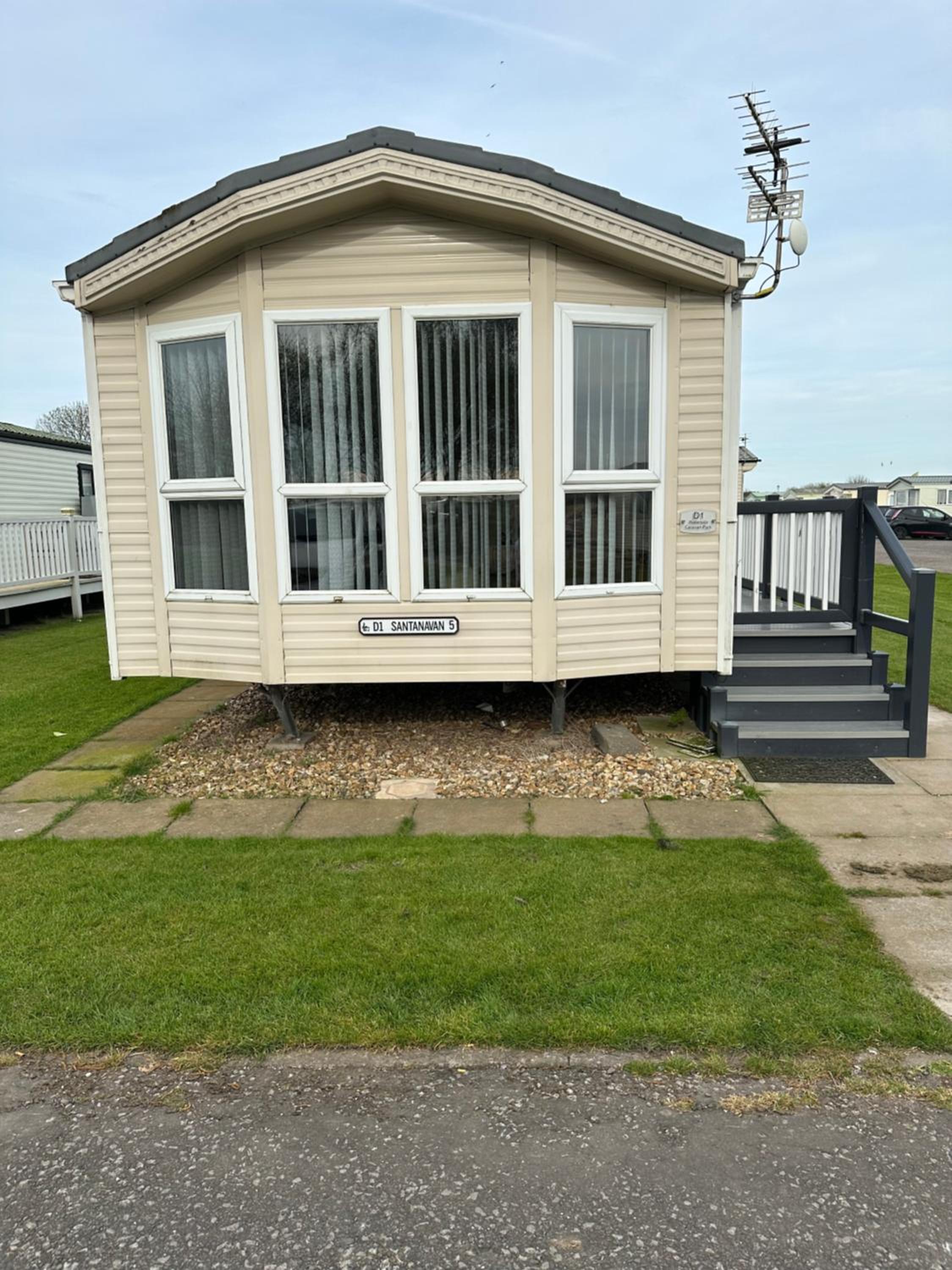 6 berth Waterside Ingoldmells D1 SANTANAVAN 5 view 2