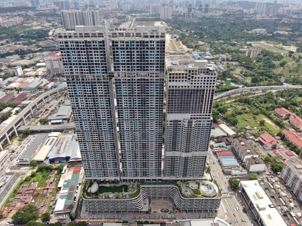 KLCC view 2BR-2BR luxury apartment Trion KL