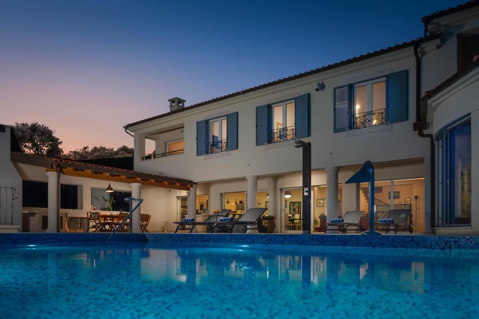 Luxury villa Sea Whisper steps from beach with indoor & outdoor pools near Šibenik view 3