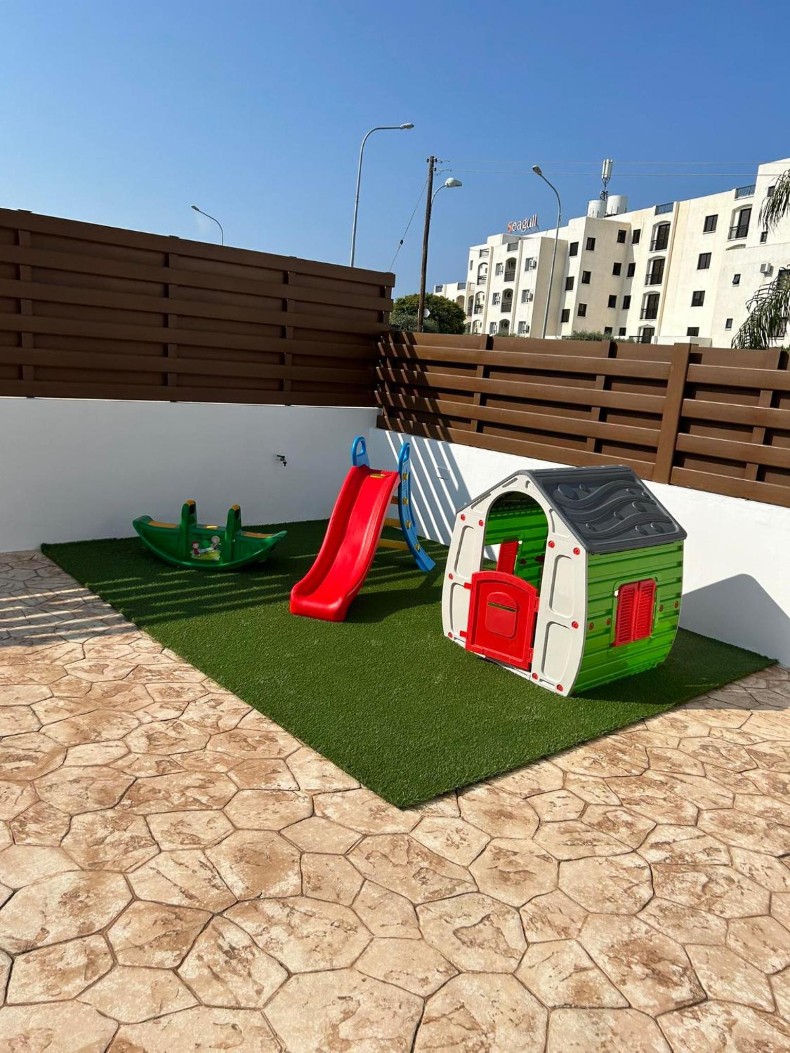 DAFNI VILLA BY PANN