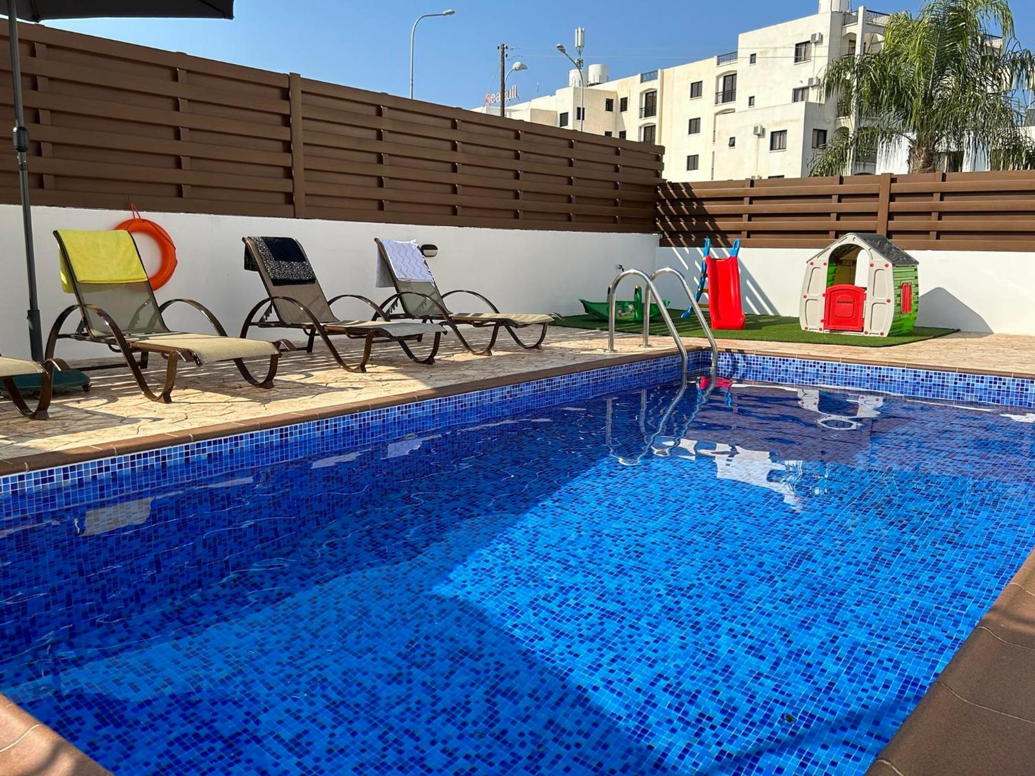 DAFNI VILLA BY PANN