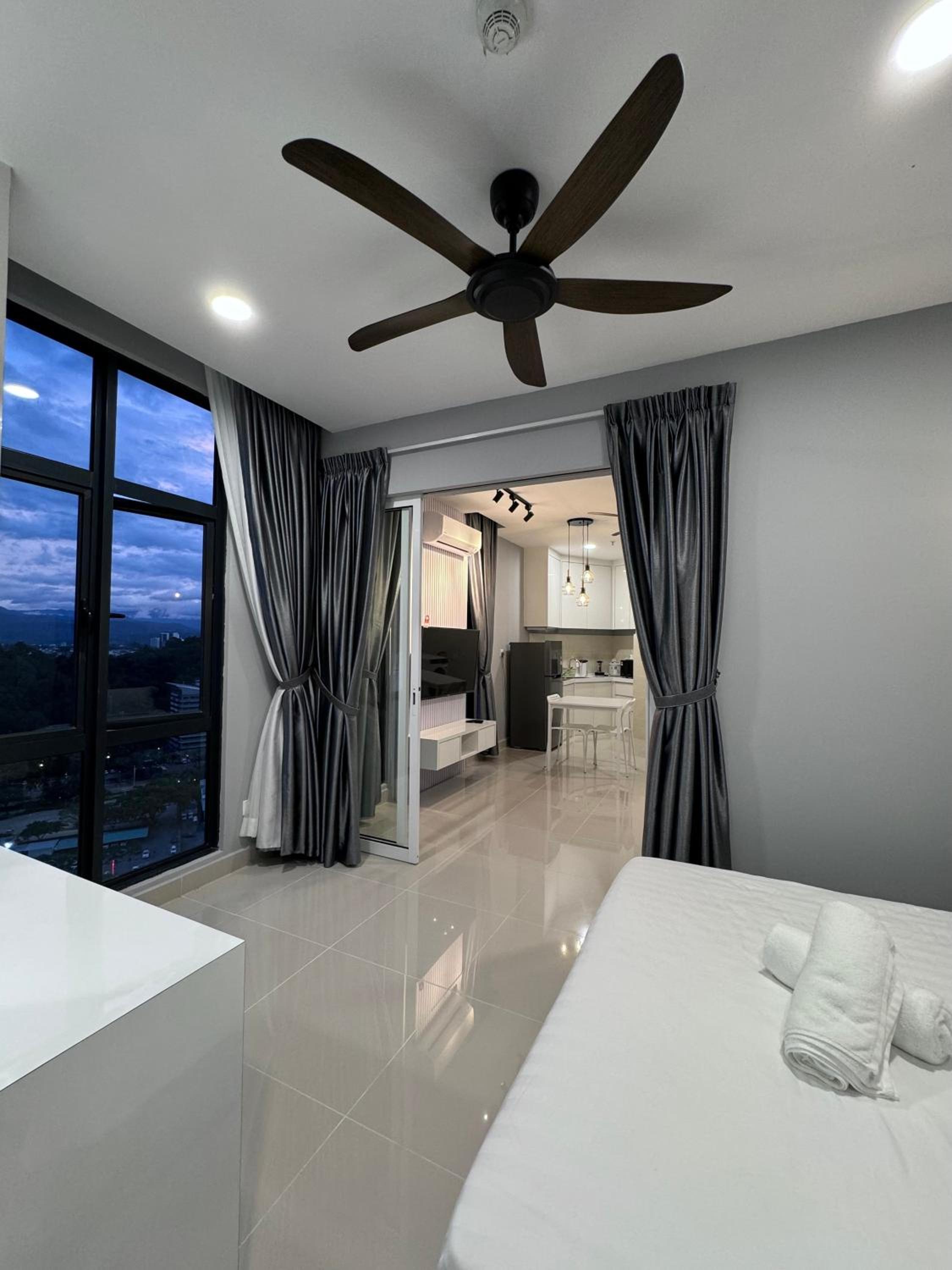 The Shore Kota Kinabalu City Centre Sea View by Summerset Heavenz