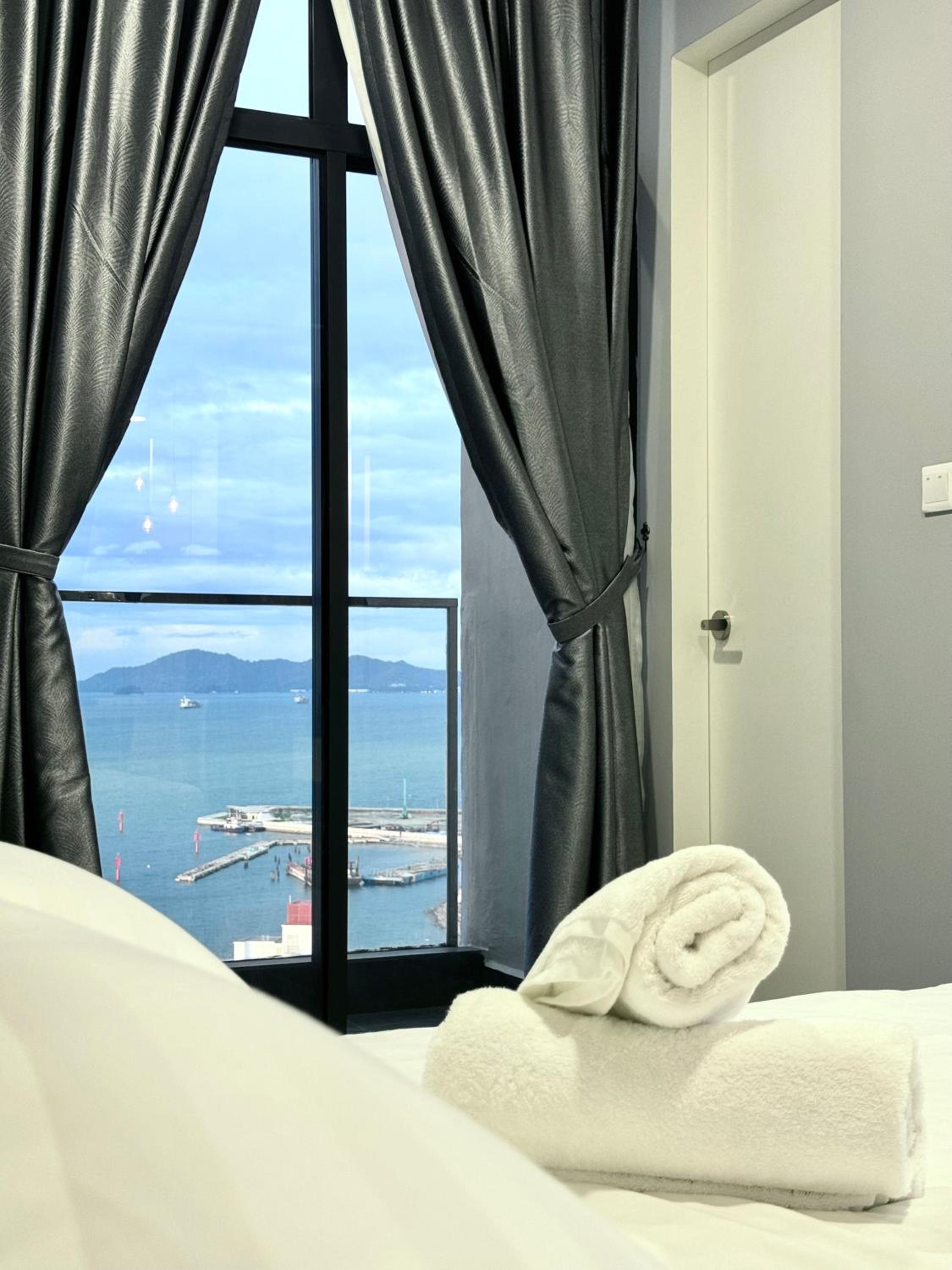 The Shore Kota Kinabalu City Centre Sea View by Summerset Heavenz