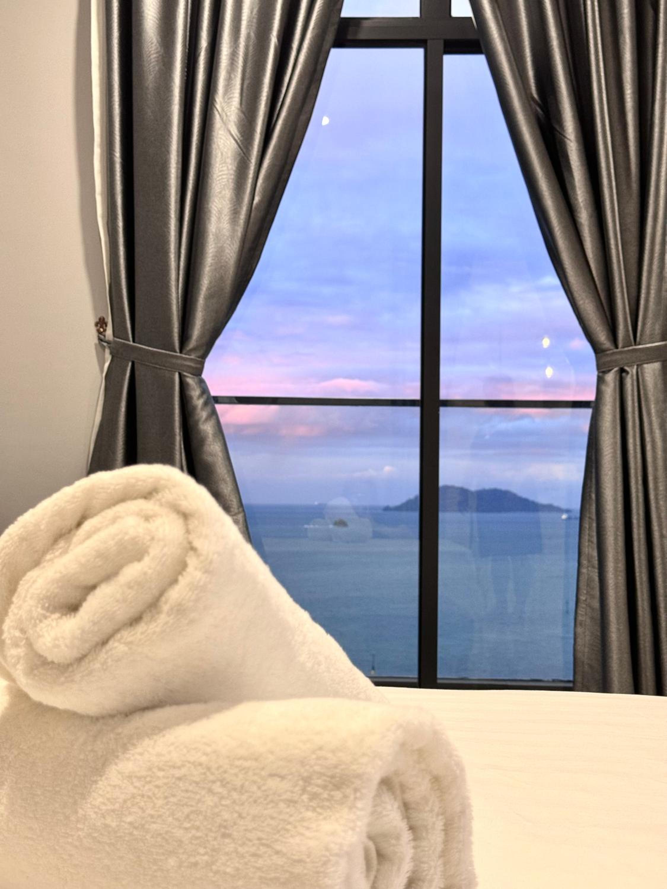 The Shore Kota Kinabalu City Centre Sea View by Summerset Heavenz