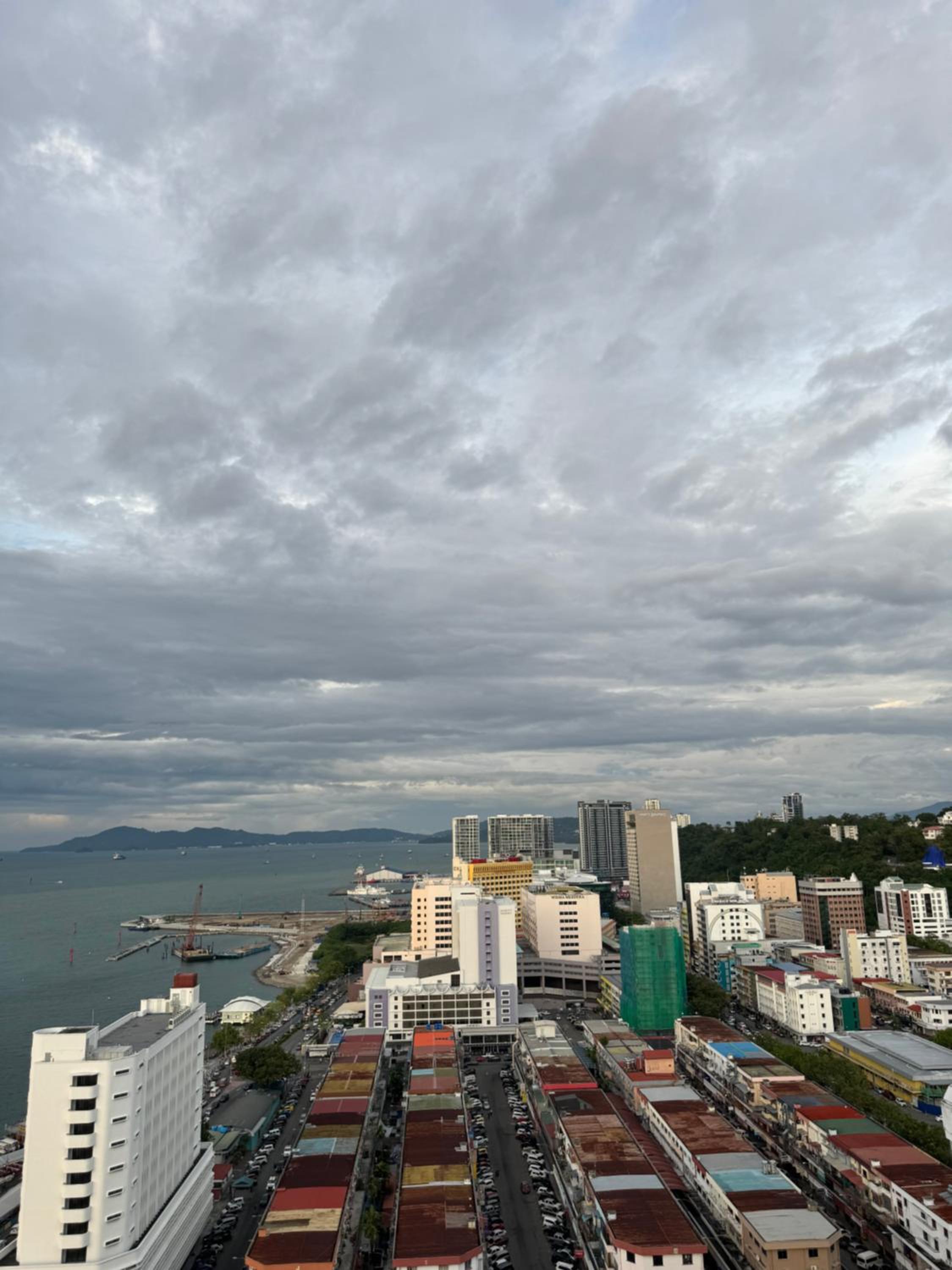 The Shore Kota Kinabalu City Centre Sea View by Summerset Heavenz
