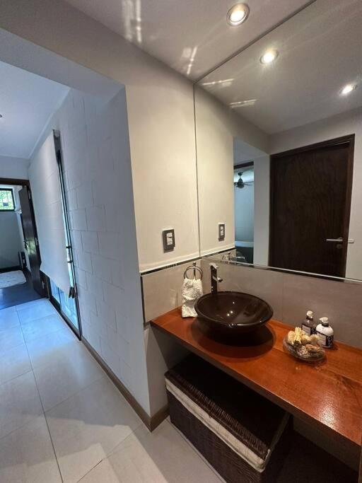 Casa moderna en Lujan de Cuyo 4Pax - by Inside