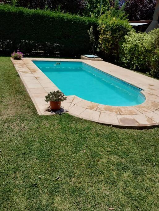 Casa moderna en Lujan de Cuyo 4Pax - by Inside