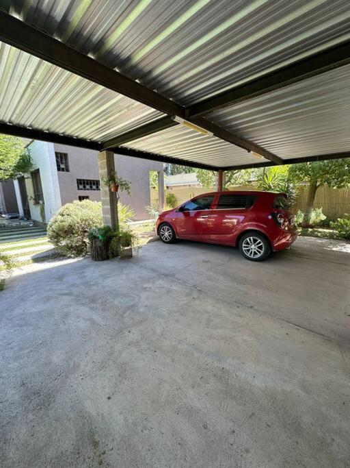 Casa moderna en Lujan de Cuyo 4Pax - by Inside