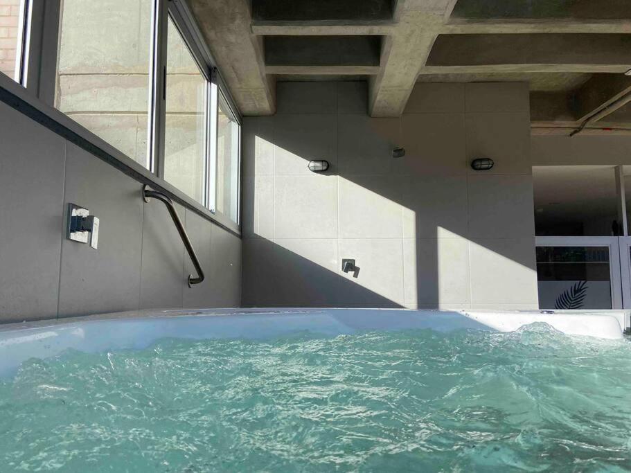 Wonderful Apt in Camino Verde Envigado just a 10 minutes of Poblado Medellin
