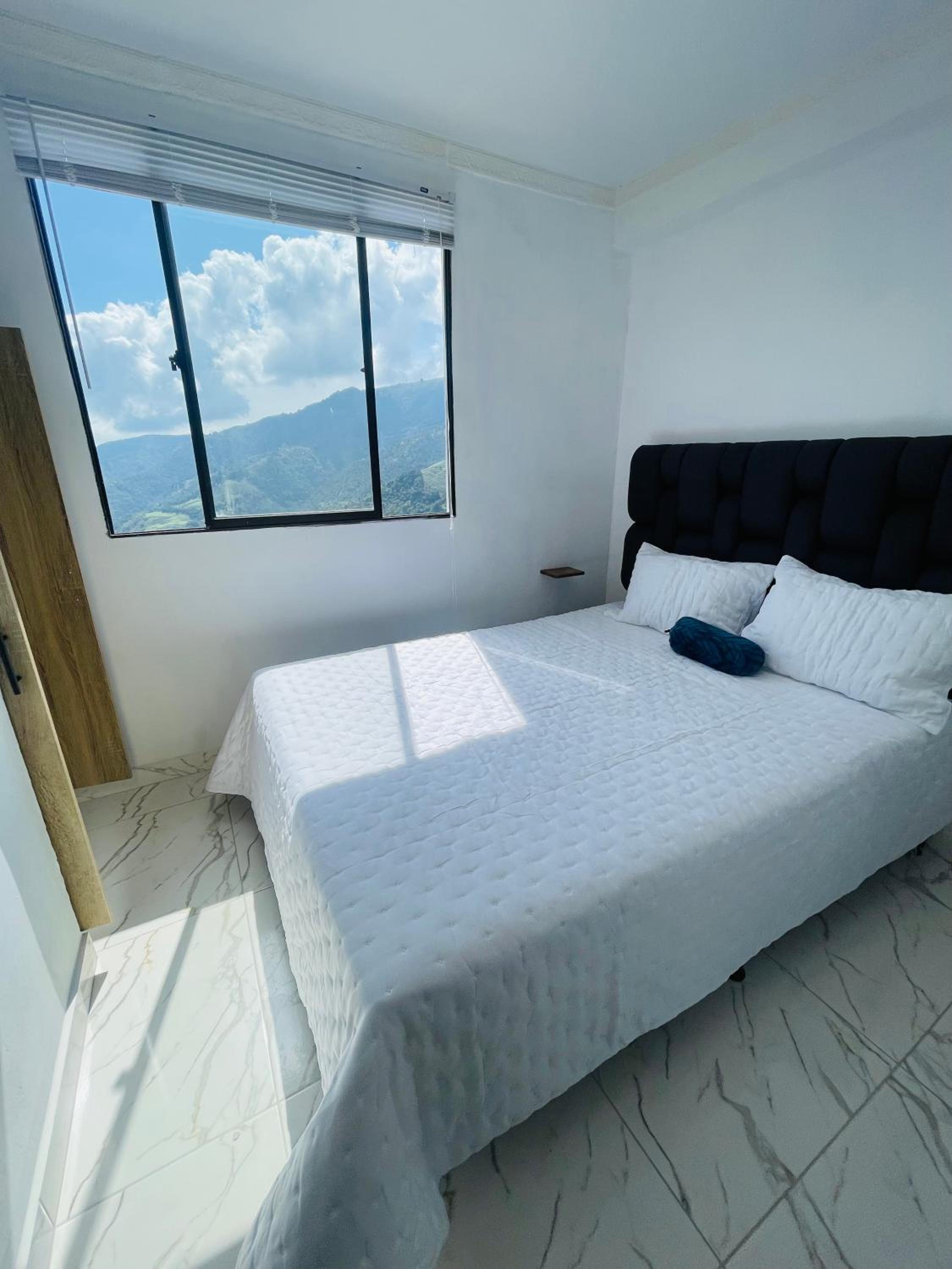 Hermoso apto en Versalles Antioquia