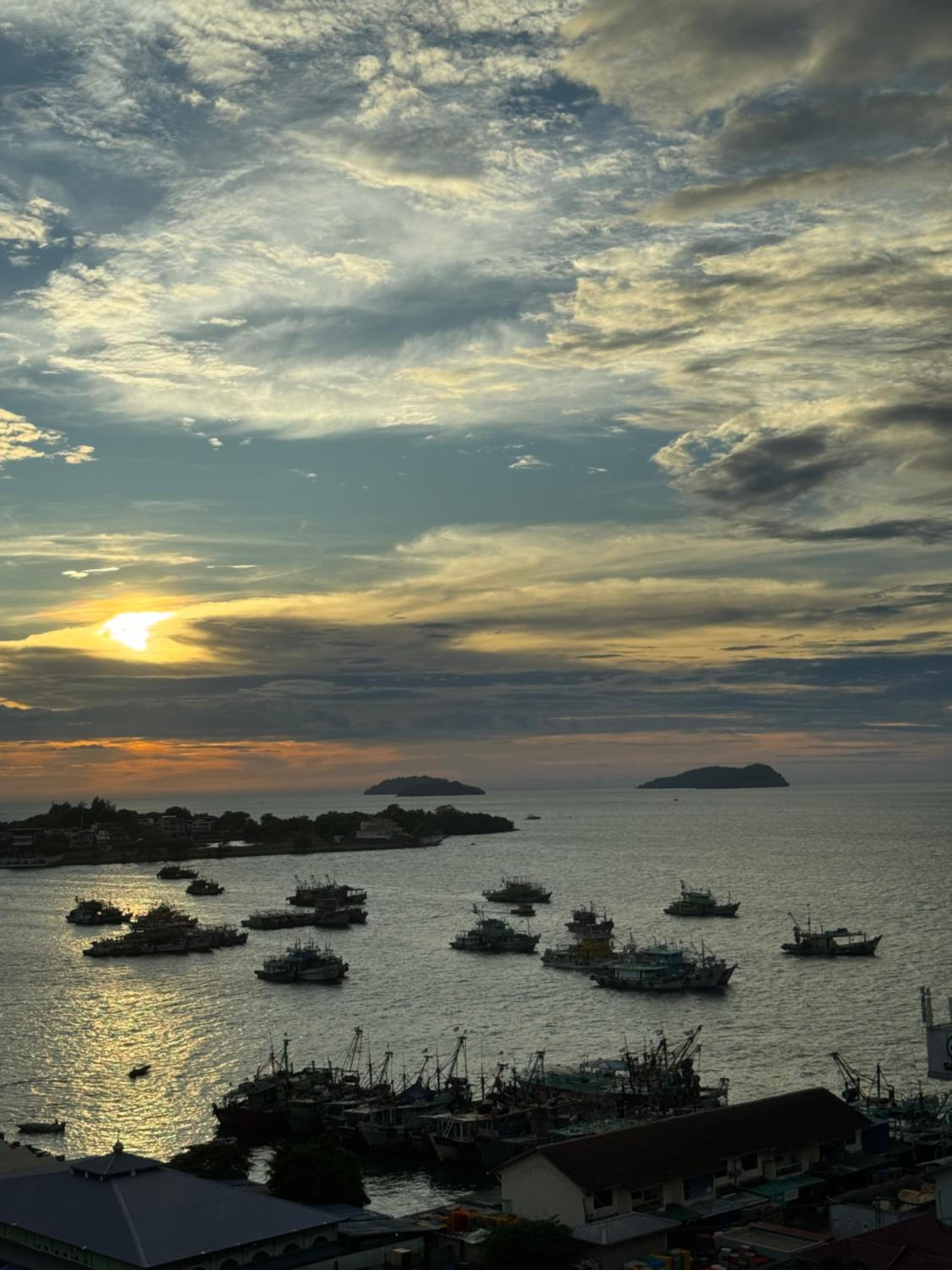 The Shore Kota Kinabalu City Centre Sea View by Summerset Heavenz