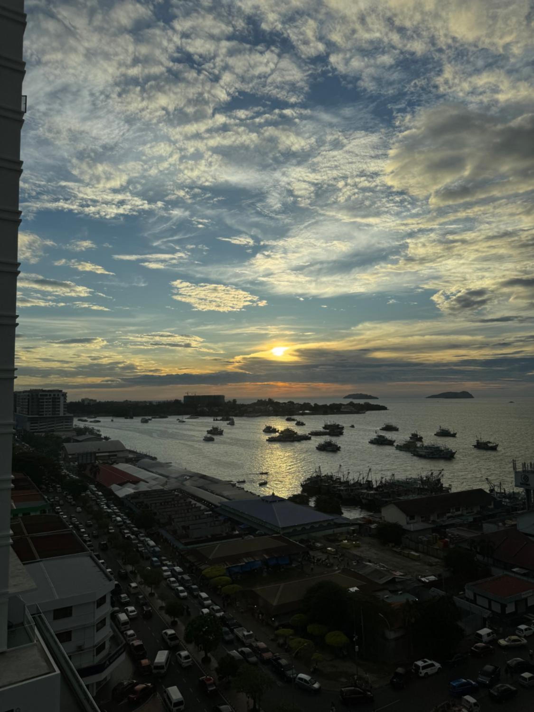 The Shore Kota Kinabalu City Centre Sea View by Summerset Heavenz