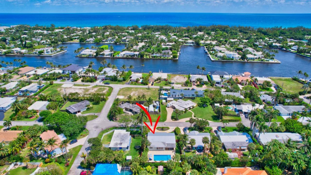 Tradewinds Ultimate Delray Beach Lifestyle 3BR2BA Home with Heated Pool