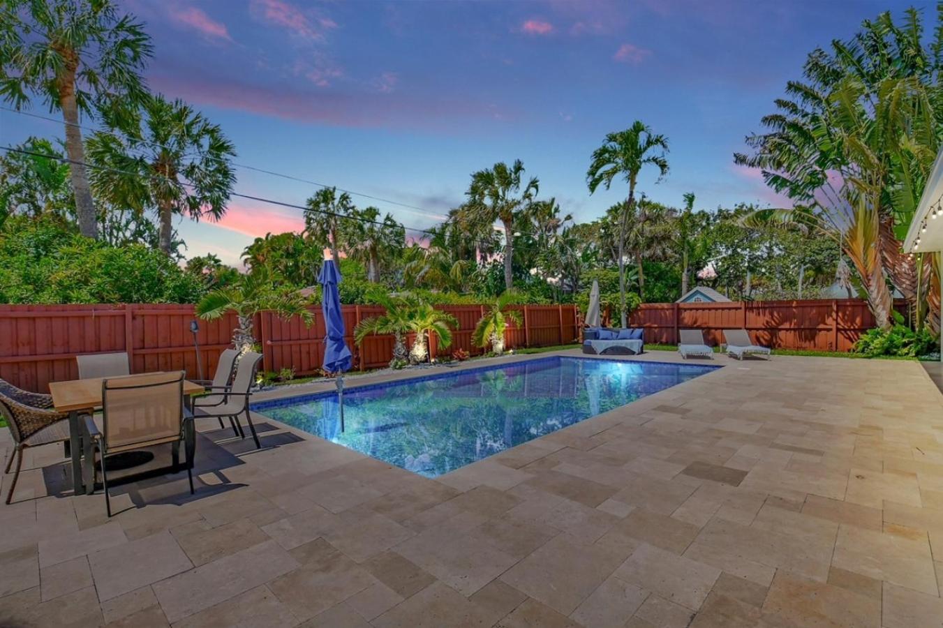 Tradewinds Ultimate Delray Beach Lifestyle 3BR2BA Home with Heated Pool