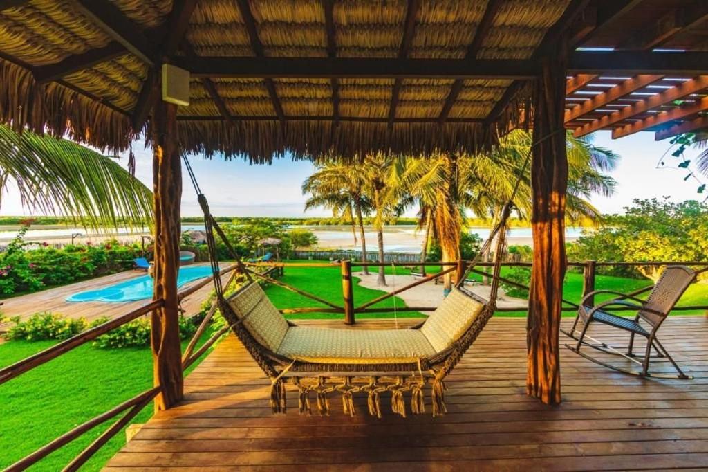 Casa na Beira do Lago