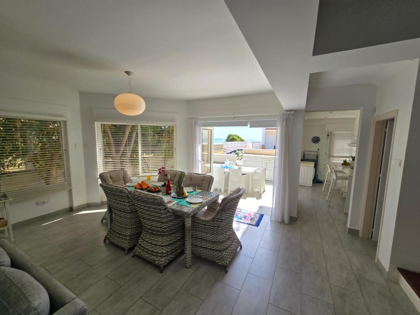 Sandy Coast Beach Villa