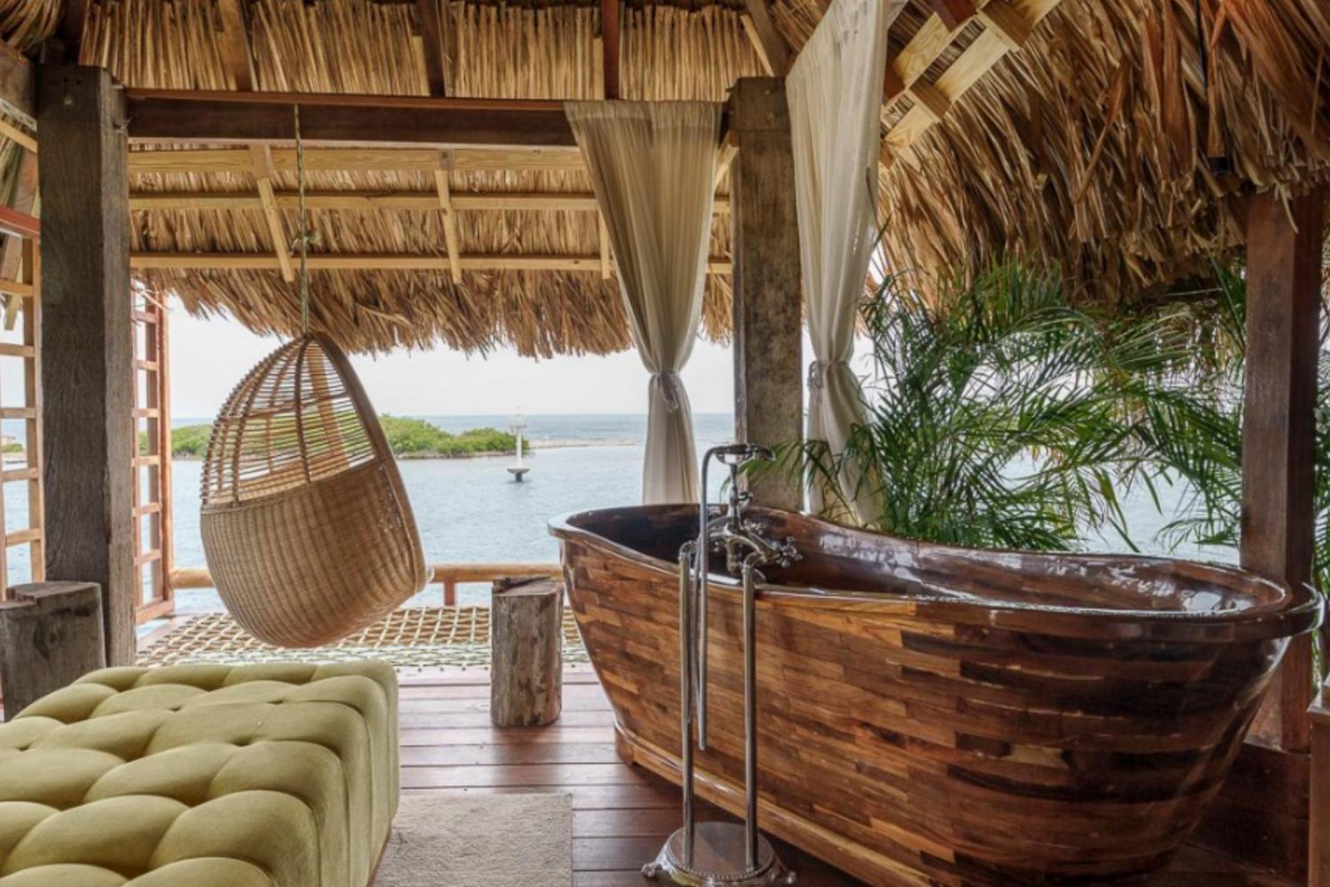 Glamorous and modern beach apartment Eagle beach ARUBA
