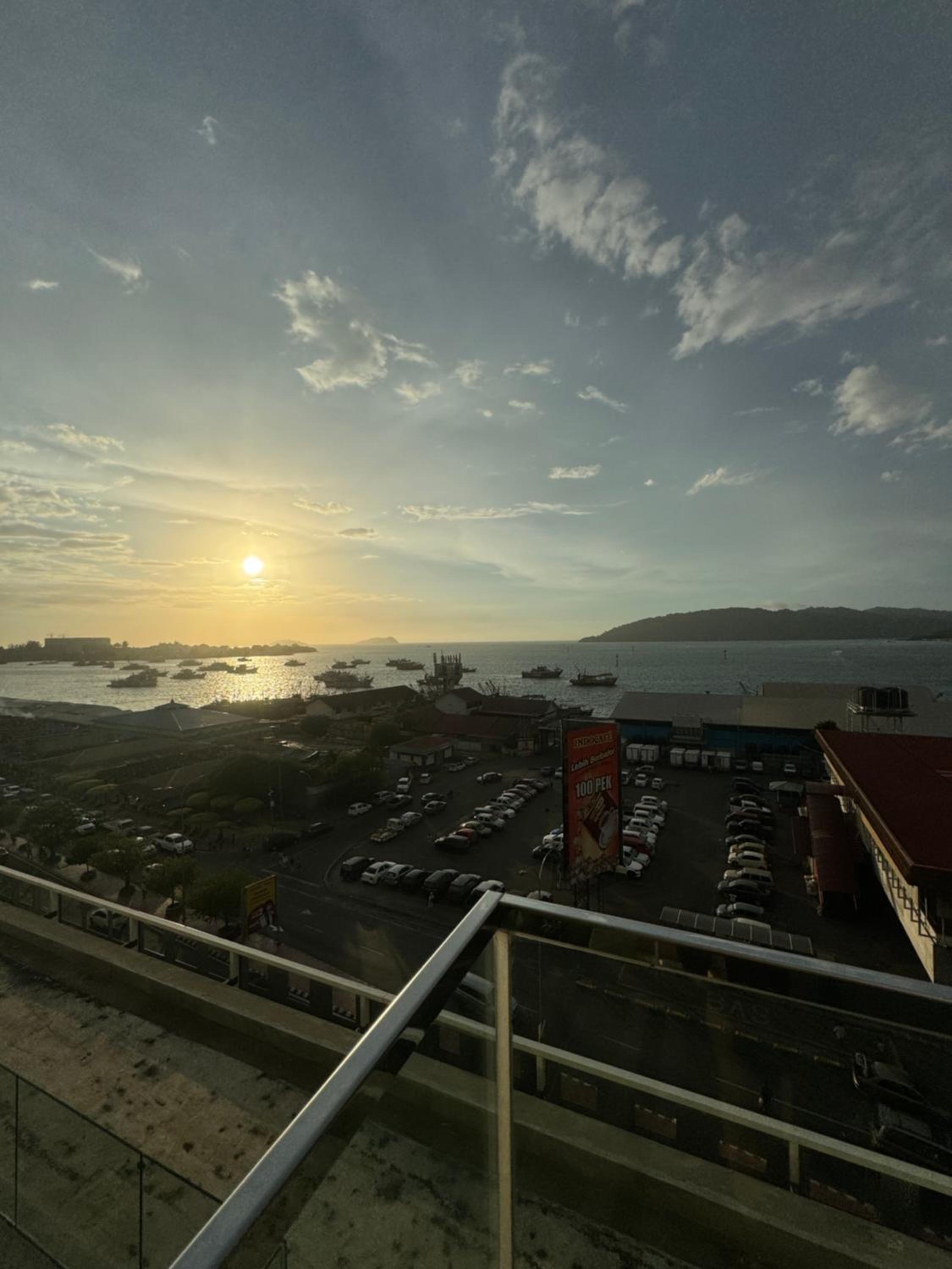 The Shore Kota Kinabalu City Centre Sea View by Summerset Heavenz
