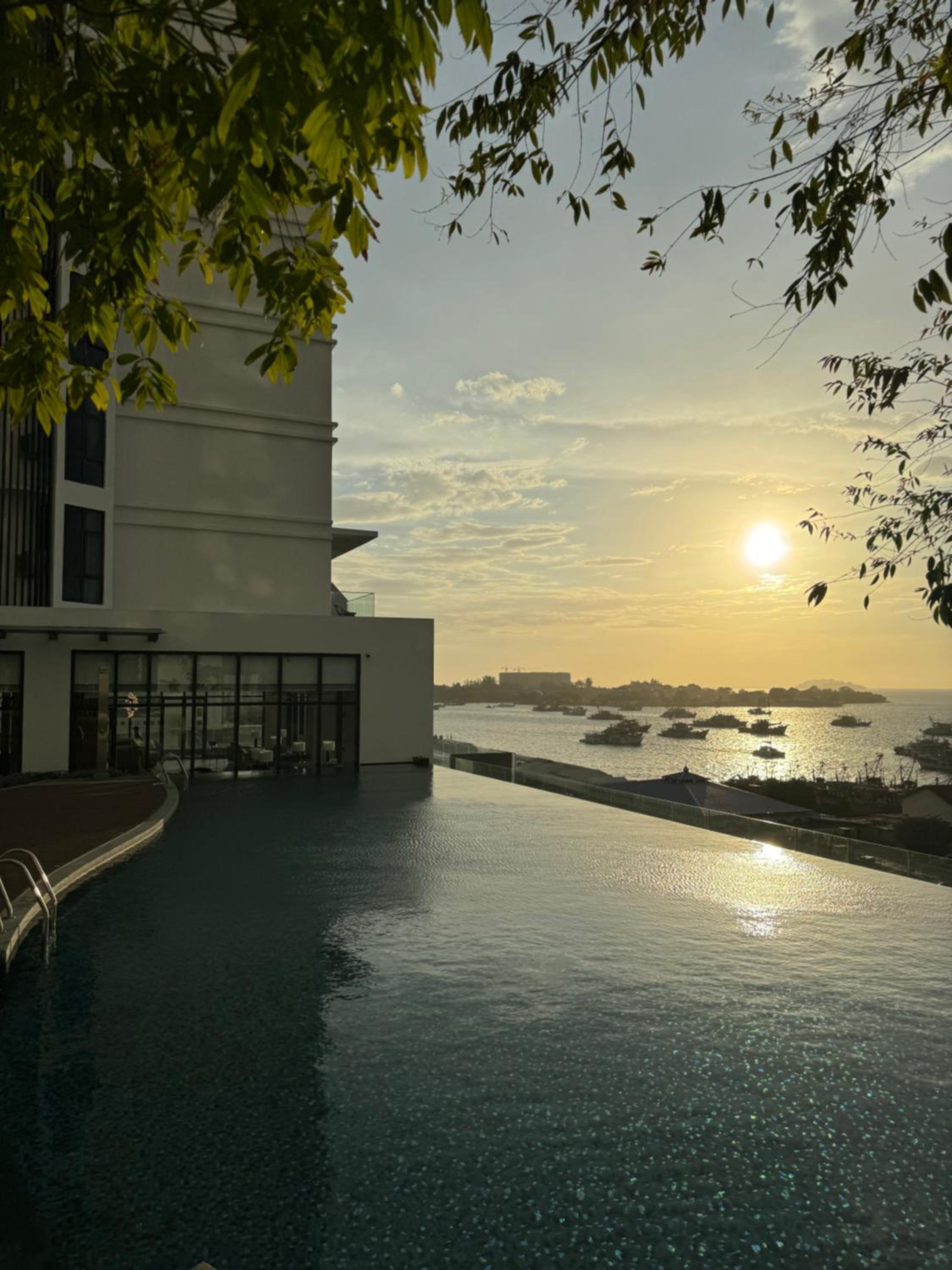 The Shore Kota Kinabalu City Centre Sea View by Summerset Heavenz